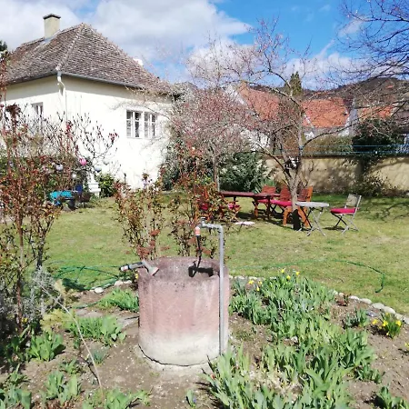 Klosterhof -ferienapartments Im Herzen Der Wachau Lägenhet *